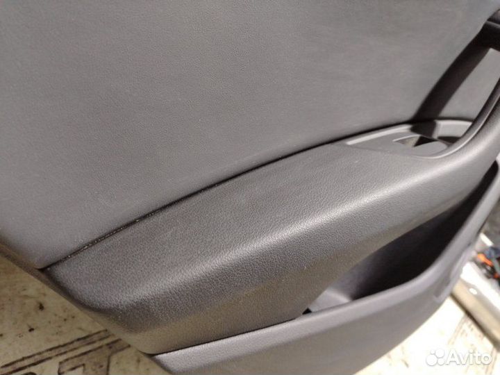 Дверная карта задняя левая Audi A4 B9 2.0 CYR 2016