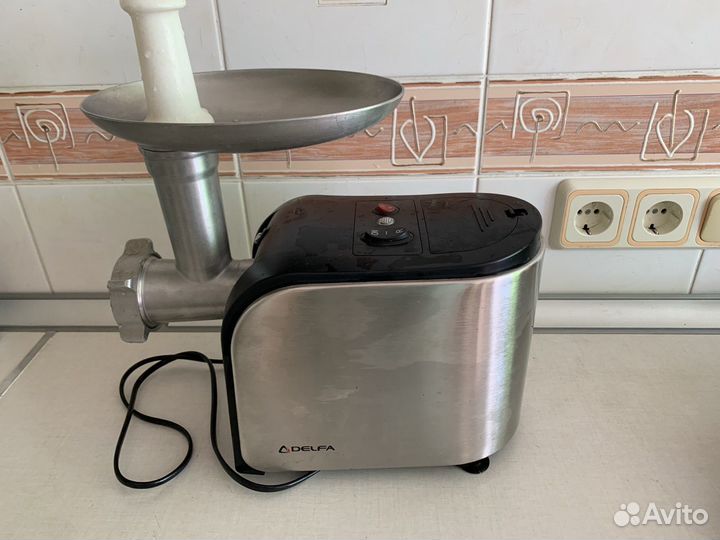 Электромясорубка Delfa DMG-3150