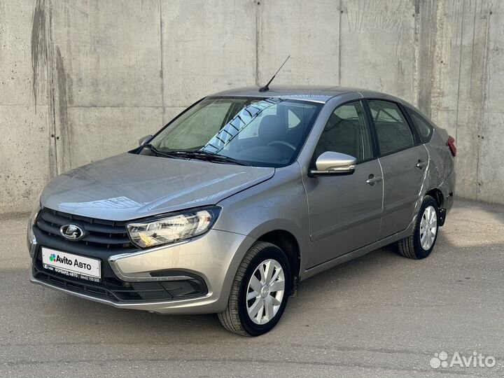 LADA Granta 1.6 МТ, 2019, битый, 56 000 км