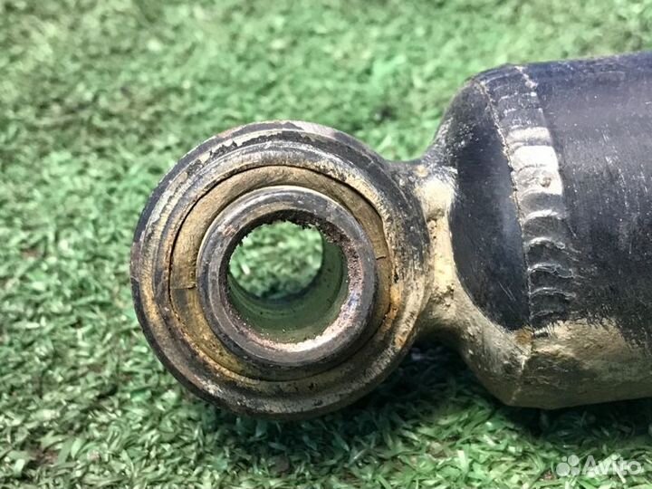 Амортизатор задний Opel Zafira B 1.8 Z18XER 2011