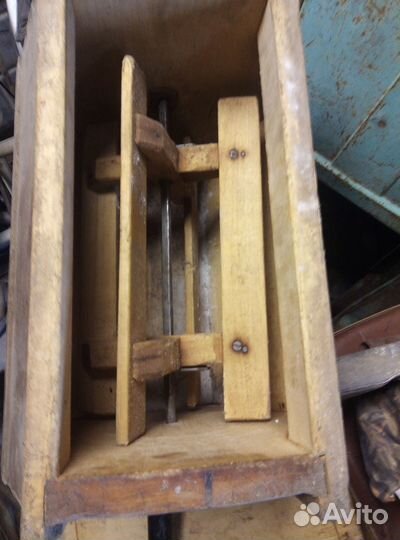 Маслобойка ручная старинная