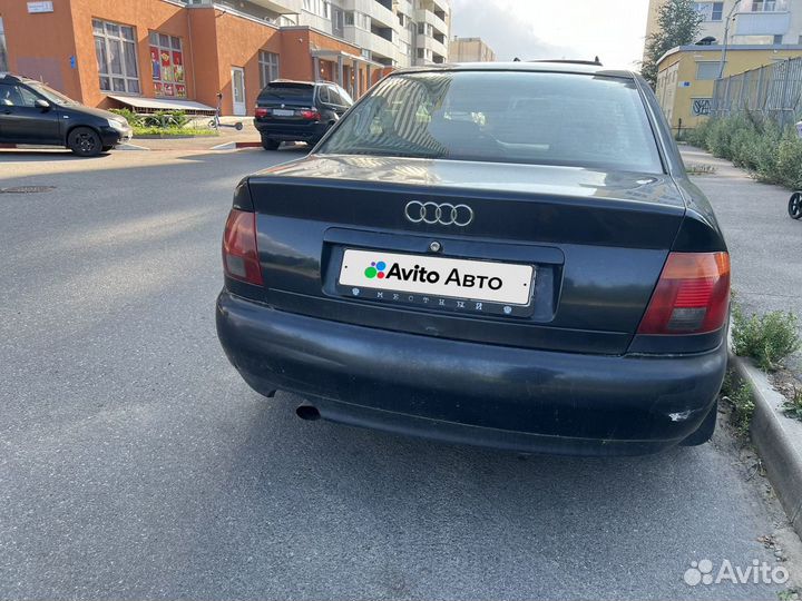 Audi A4 1.8 МТ, 1996, 325 000 км