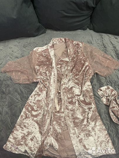 Плюшевый перьюар тройка