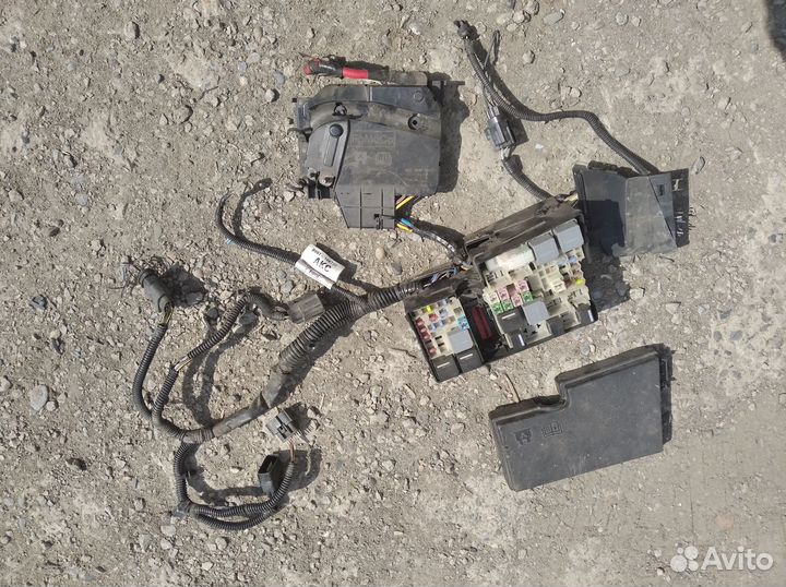 Блок предохранителей ford focus 3