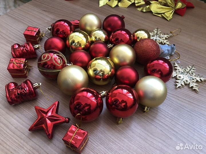 Набор новогодних украшений 29 шт