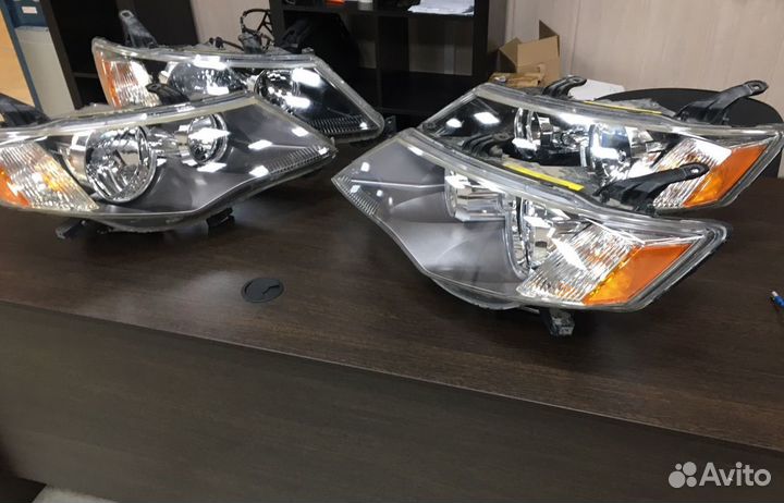 Фара левая правая лансер Mitsubishi outlander xl