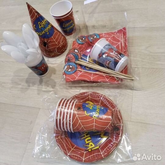 Декор для дня рождения в тематике Человек-паук