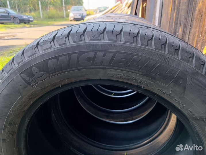 Michelin Latitude Cross 235/55 R17