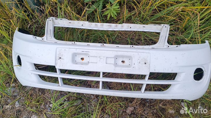 Передние бампер и задние бампер