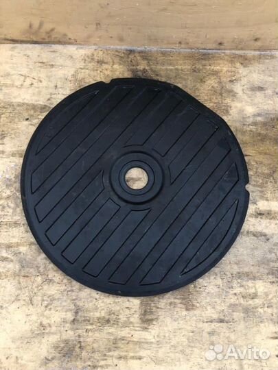 Крышка запасного колеса Audi A4 B7