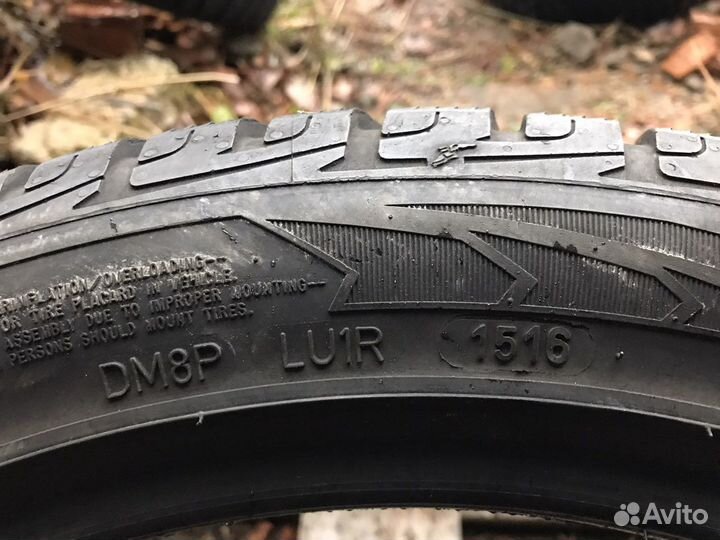 Goodyear UltraGrip Performance Gen-1 235/45 R17