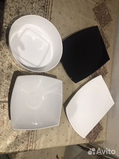 Сервировочные блюда и салатники