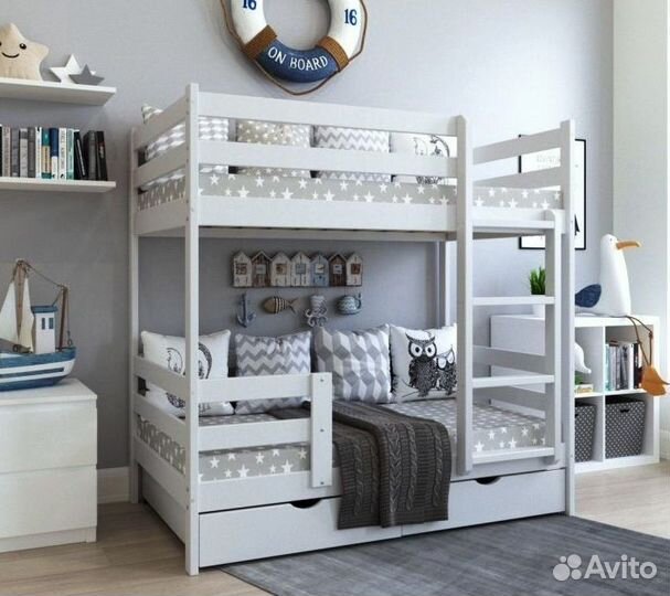 Двухярусная кровать из массива