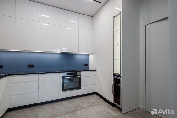 Кухонный гарнитур угловой