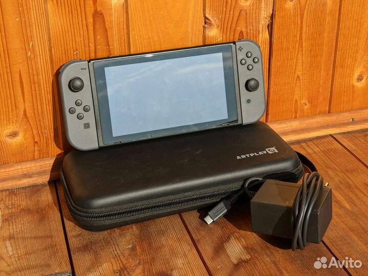 Nintendo Switch Rev 1 прошитая