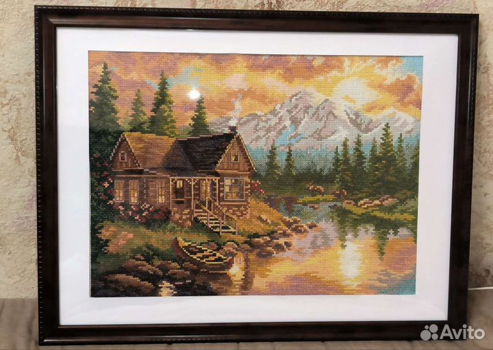 Вышитая крестиком картина Вечер в горах