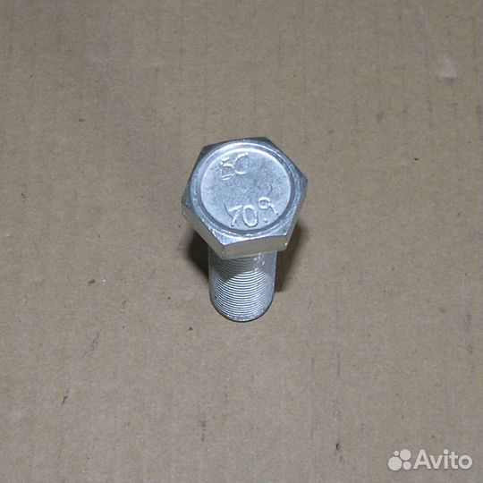 Болт М16*1,5* 50 (10,9 S24) кронштейн балансира, н