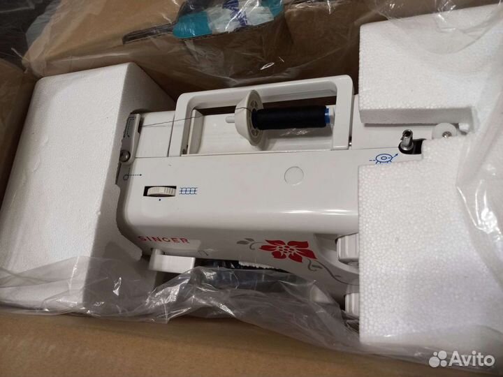 Швейная машинка зингер новая