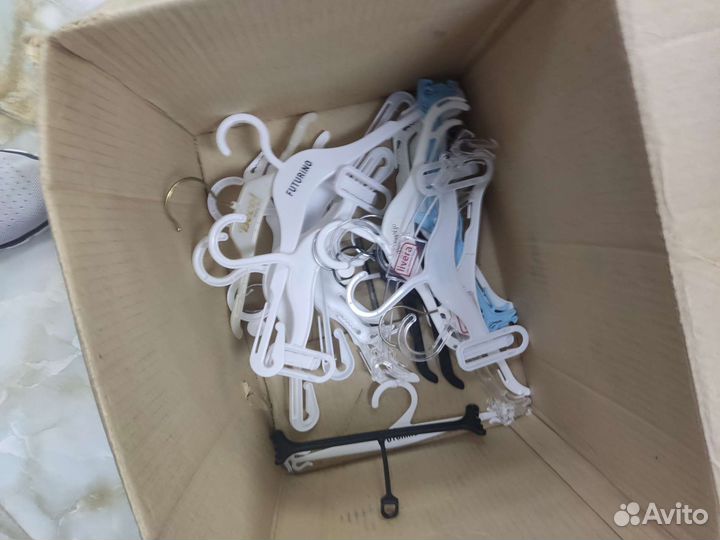 Вешалки плечики детские по 5, пластик 10силикон 25