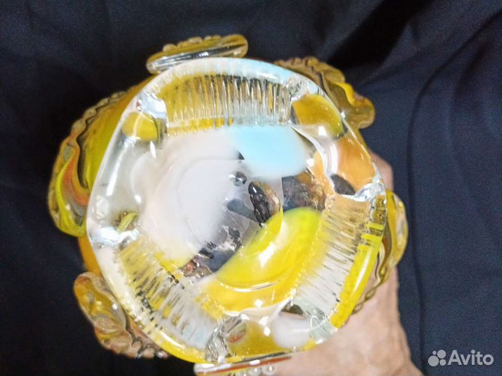 Ваза корзинка цветное стекло