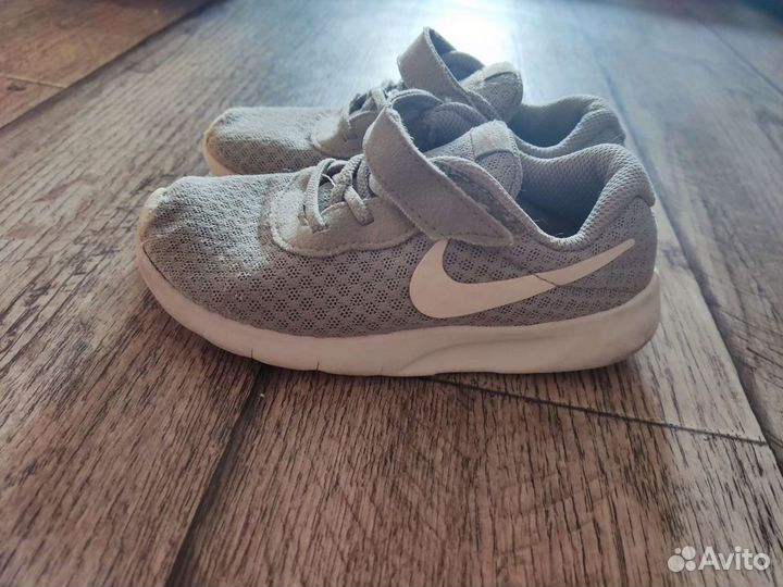 Кроссовки nike детские