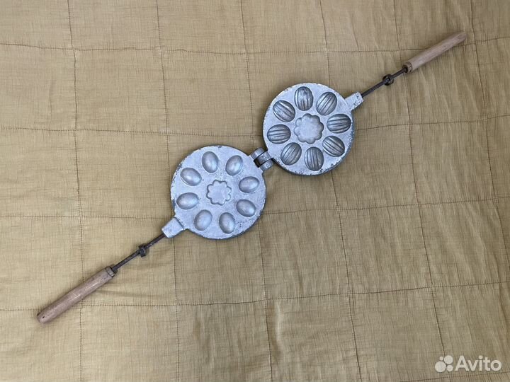 Вафельница орешница СССР