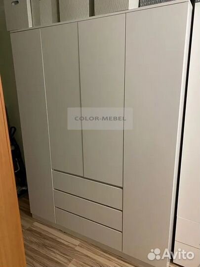 Шкаф белый в спальню