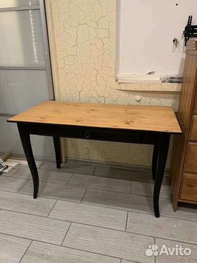 Стол IKEA