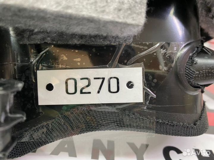 Обшивка стойки задней левой Mercedes-Benz C-Class