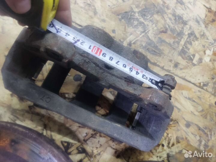 Передние тормозные диски суппорта