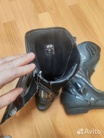 Мотоботы Held