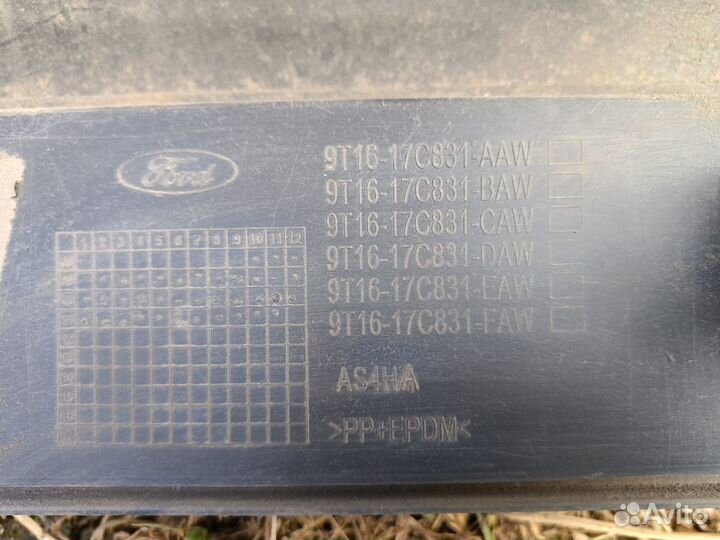 Ford Transit Connect, 1 поколение рест.(2009-2013)