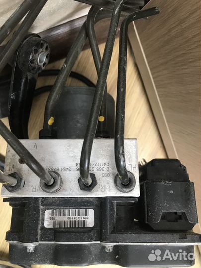 BMW E60 Блок ABS