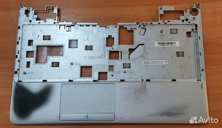 Верхняя часть (топкейс) Samsung NP350* / NP355*