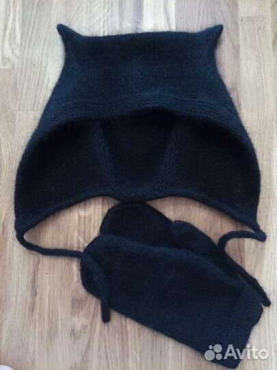 Шапка чепчик с ушками, варежки, шарфы, шапки