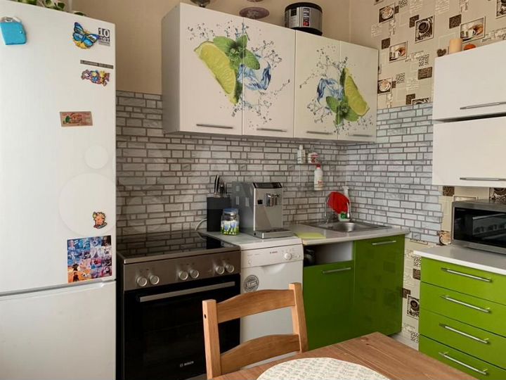 4-к. квартира, 73 м², 4/4 эт.