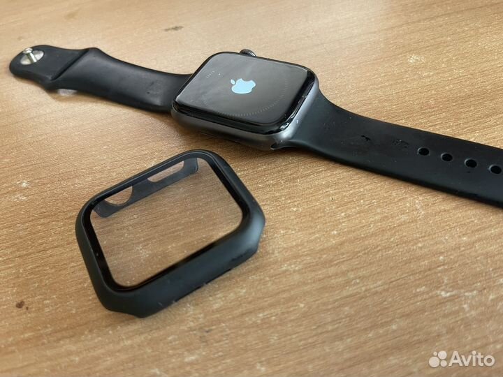 Apple watch 4