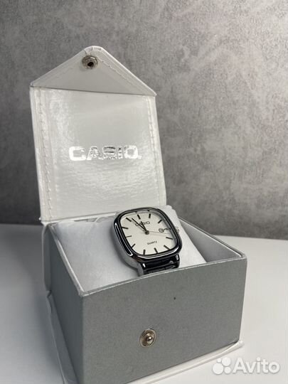 Часы casio quartz новые с гарантией