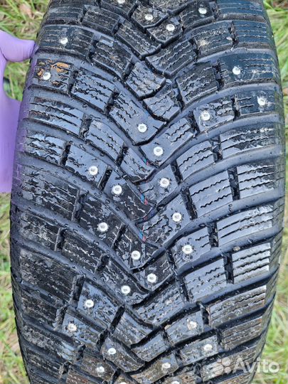 Continental IceContact 3 SUV 215/65 R16 102T