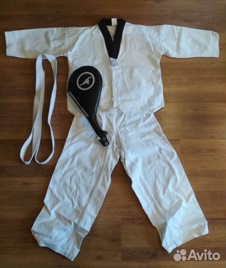 Тэквондо, полный комплект экипировки разм S, новый