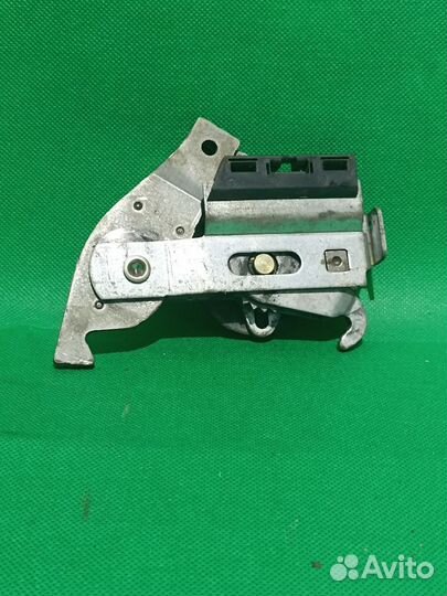 Механизм стояночного тормоза Mercedes w202