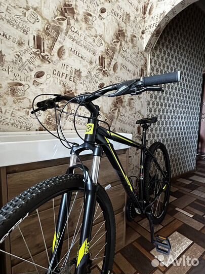 Велосипед Stinger Graphite Pro 29