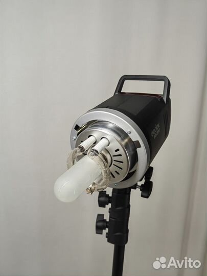 Свет для съемки импульсный комплект Godox