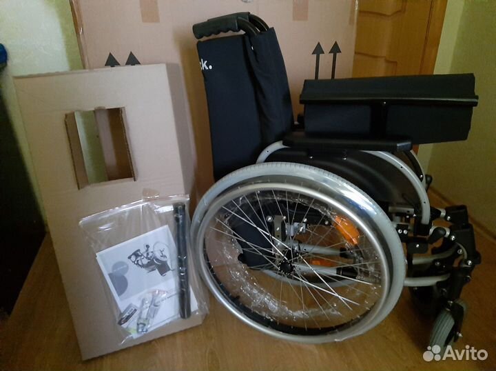 Коляска для инвалидов прогулочная