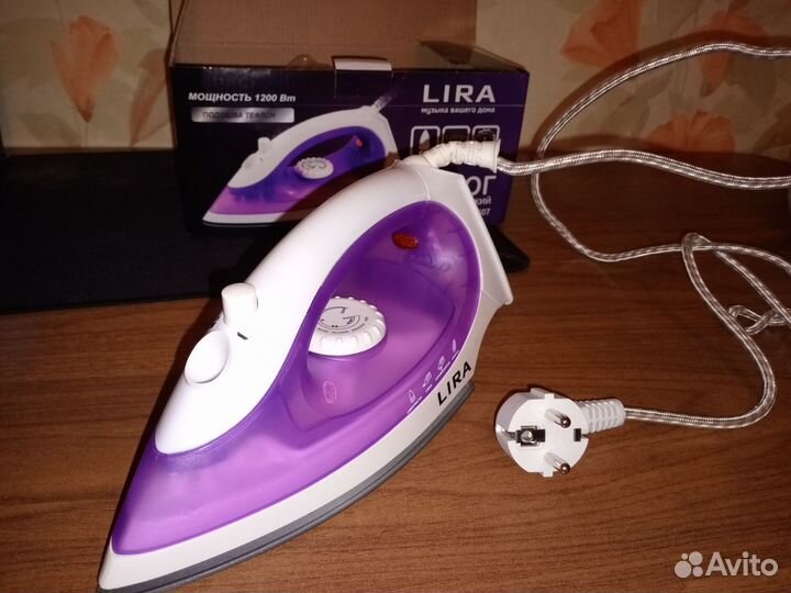 Утюг электрический Lira