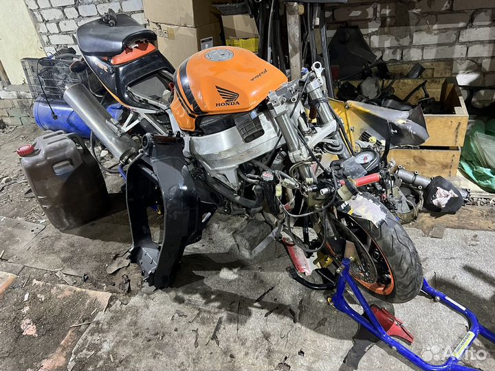 Honda cbr 929 rr
