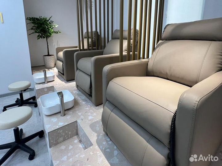 Кресло реклайнер для салона красоты