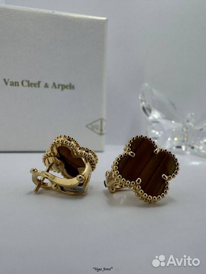 Золотые серьги Van Cleef тигровый глаз