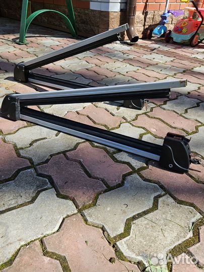 Крепление для перевозки лыж