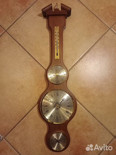 Метеостанция (часы с барометром)